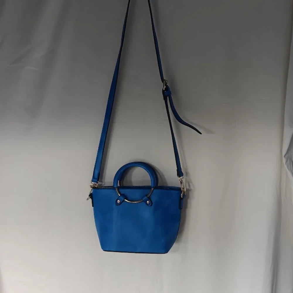 N/A beautiful blue