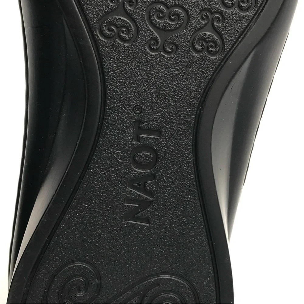 Naot cymbal metallic