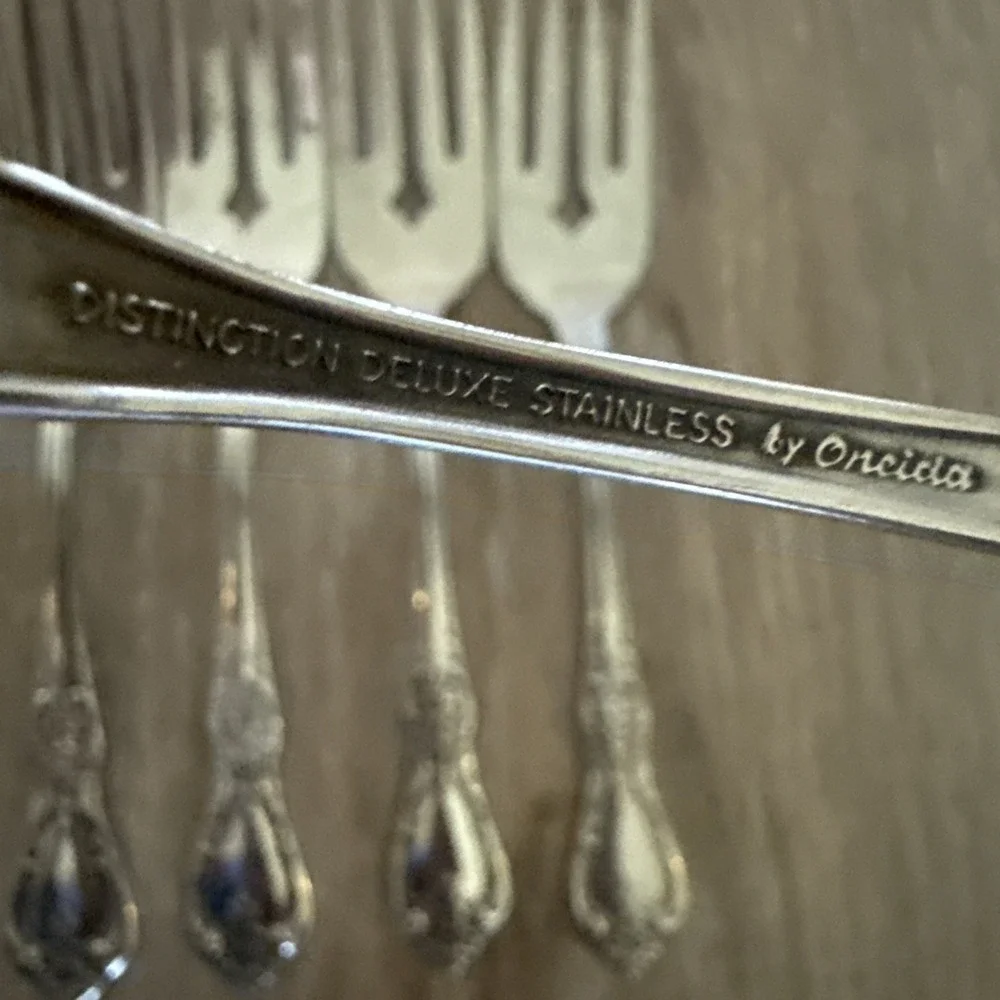 5‎ Oneida HH KENNETT SQUARE Stainless SALAD FORKS Distinction Deluxe