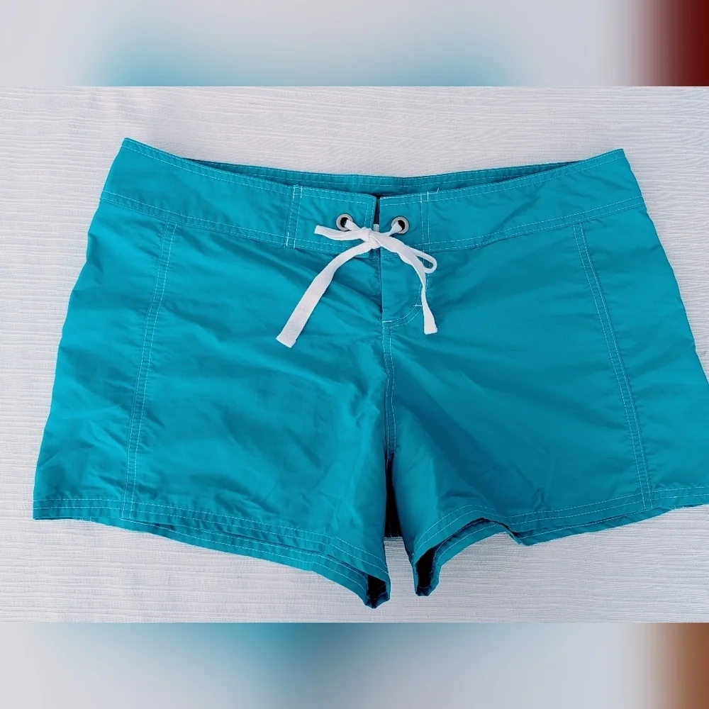 Tommy Bahama tommy bahama