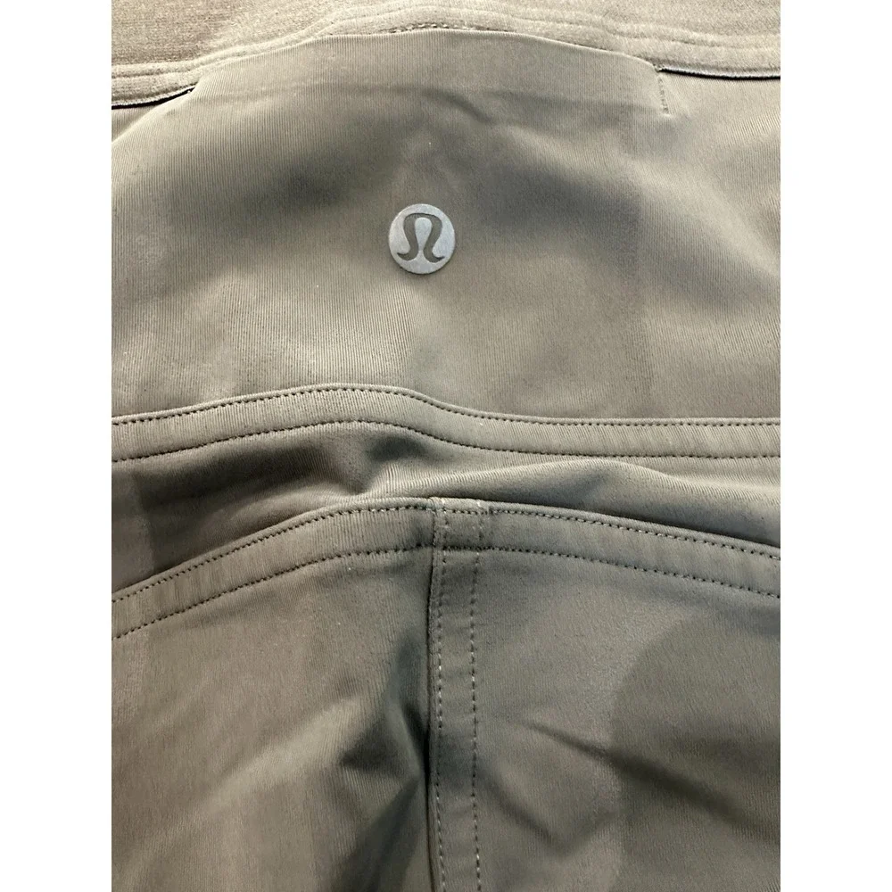 lululemon athletica leggings are