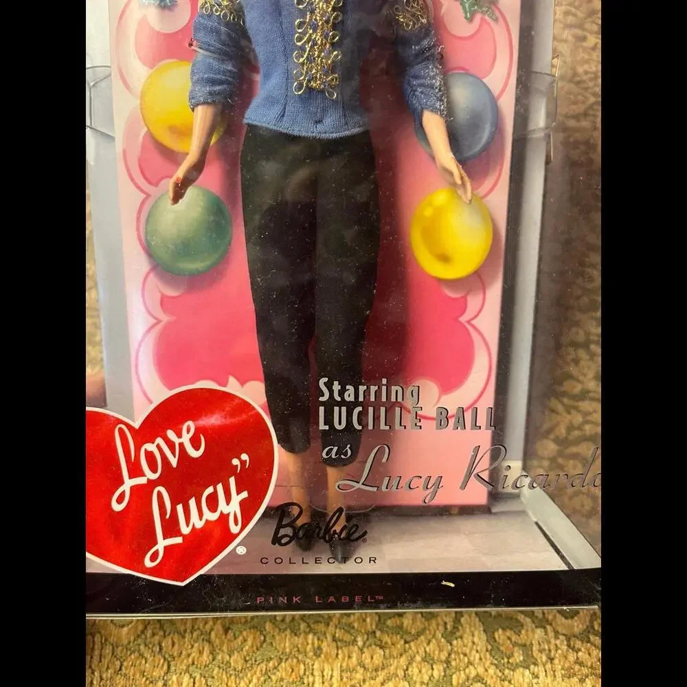 Barbie love lucy