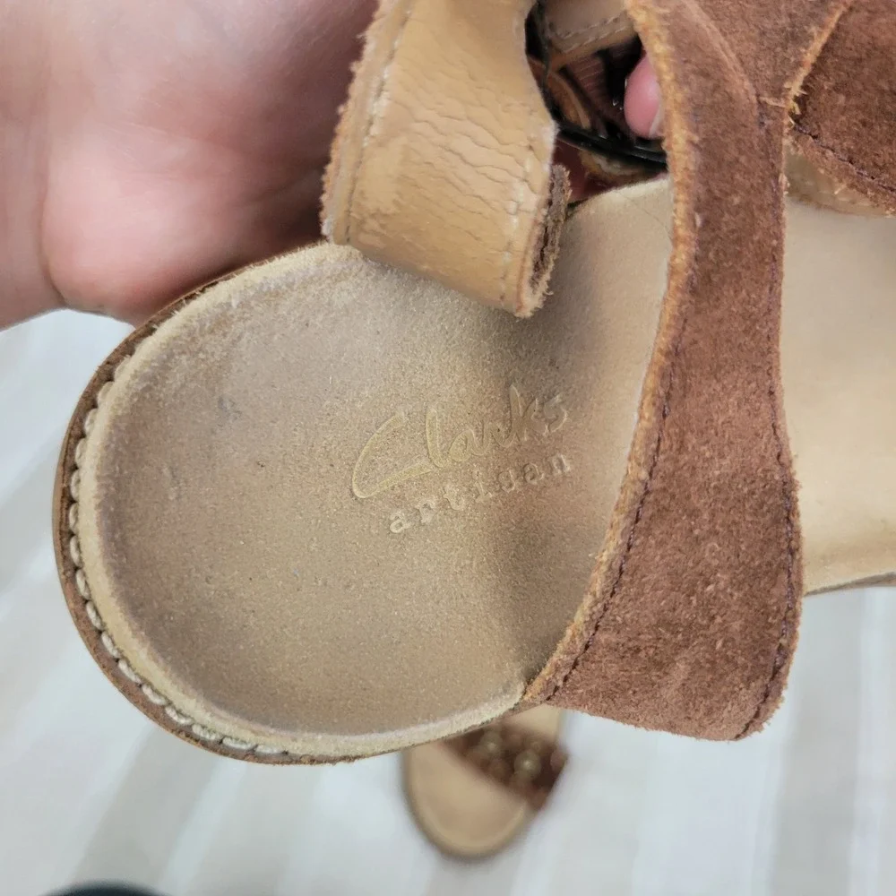 Clarks excellent some