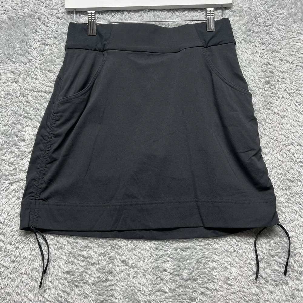 Columbia Skort Womens Small Black Omni Shield Advanced‎ Repellency Hiking Trails