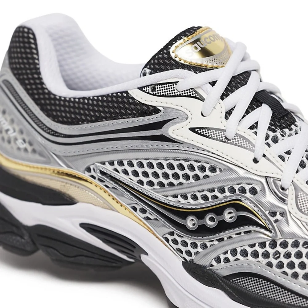 Saucony new tags