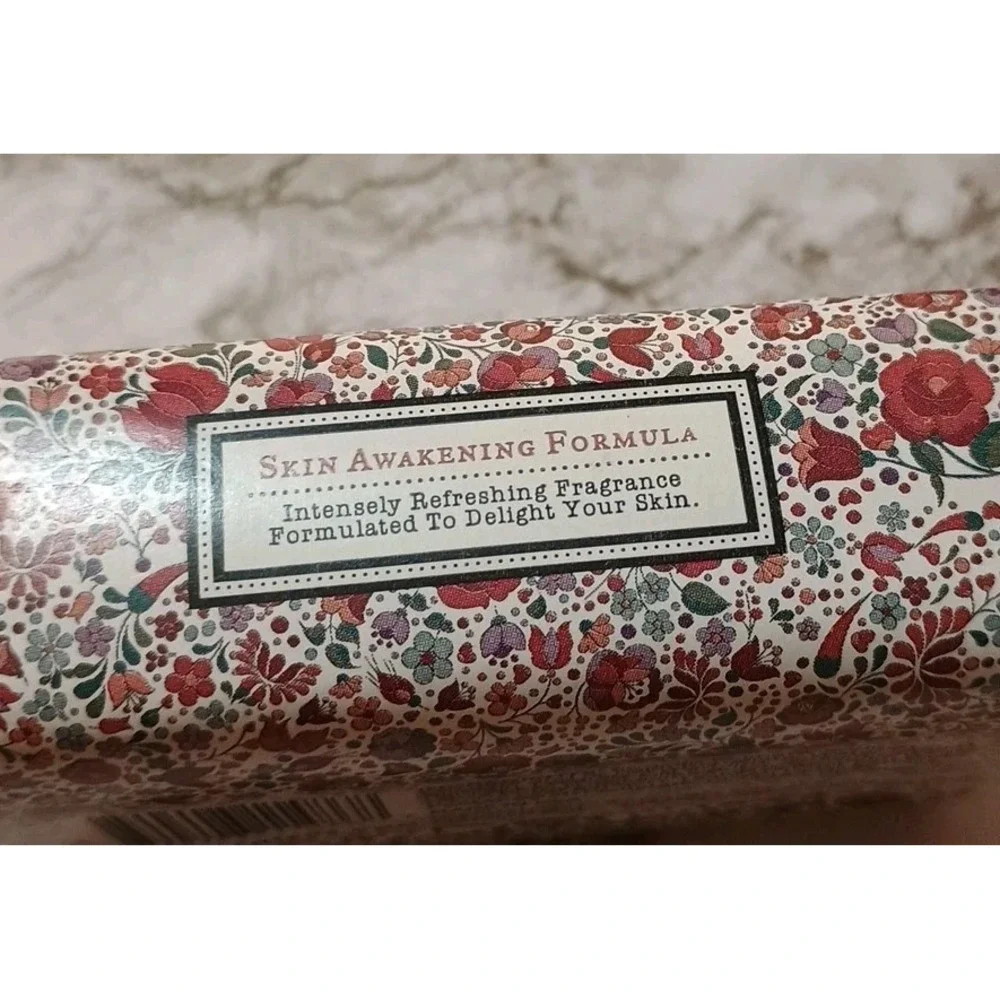 Beekman 1802 cream goat soap