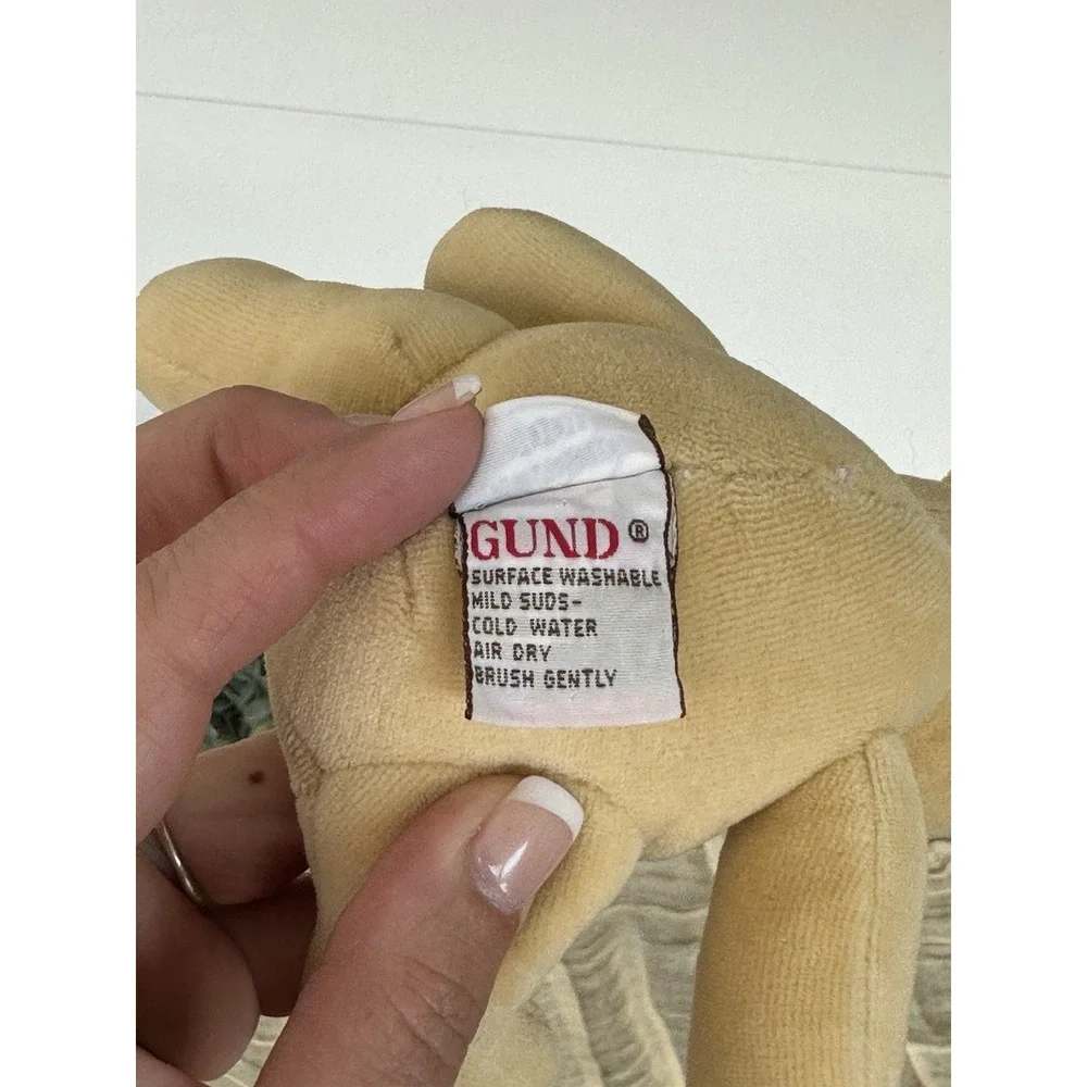 Gund inside size