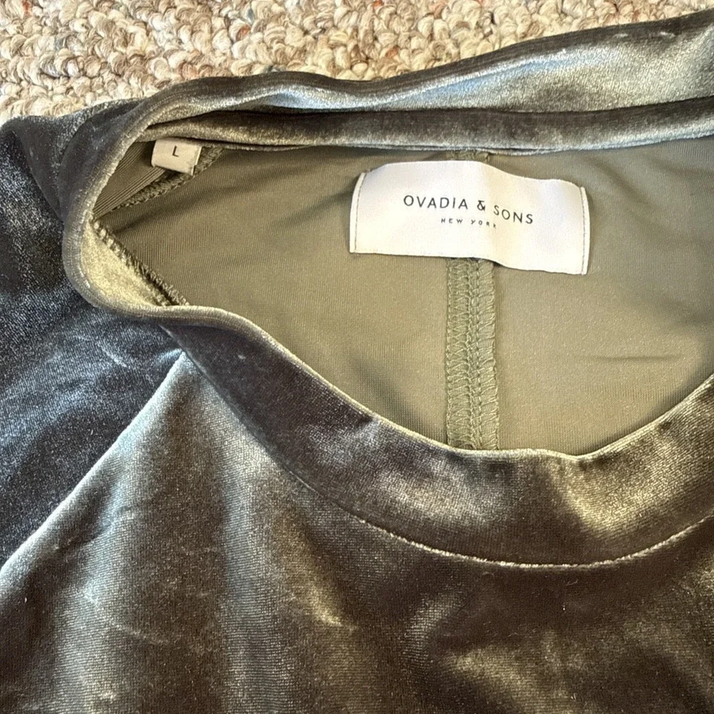OVADIA &‎ SONS New York Olive Velvet Crew Neck Long Sleeve Size Large
