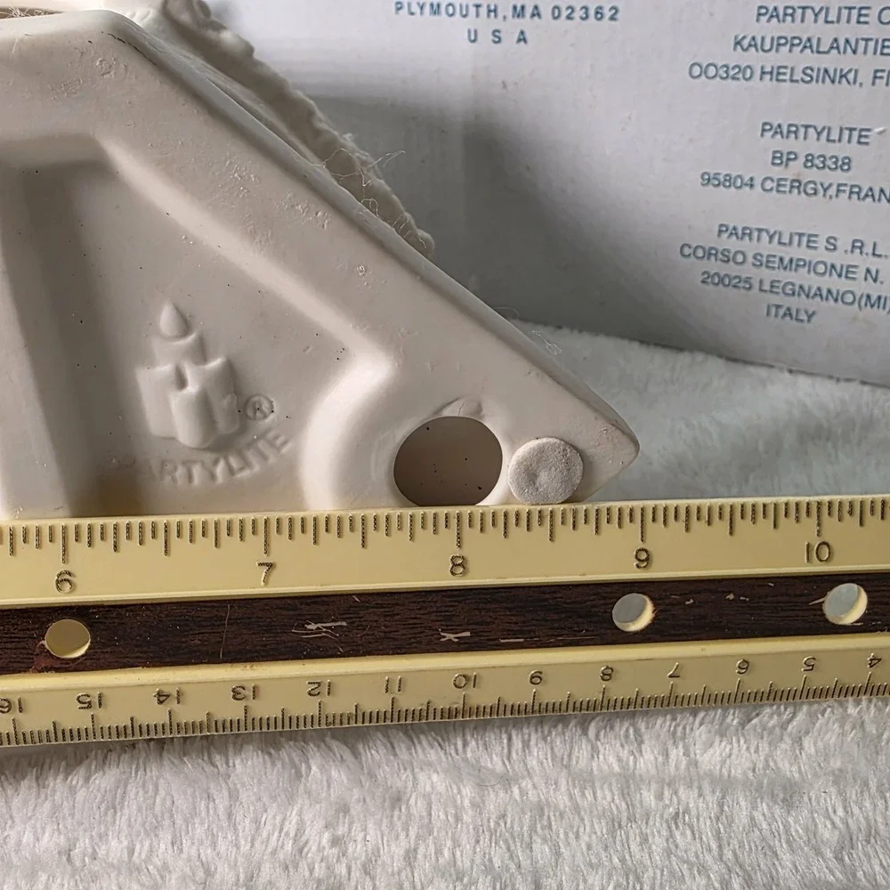 PartyLite nativity candle