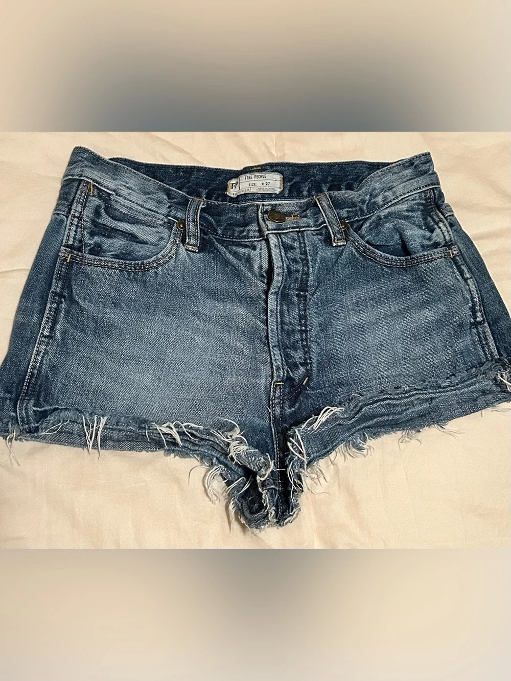 Free People Medium Blue Denim Jeans with Star-Stamped Button