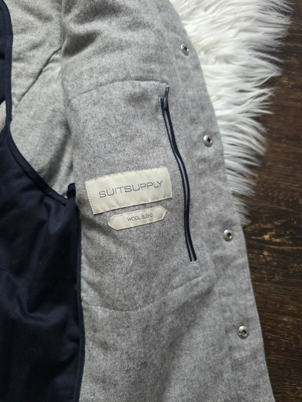 Suitsupply sleeveless quilted