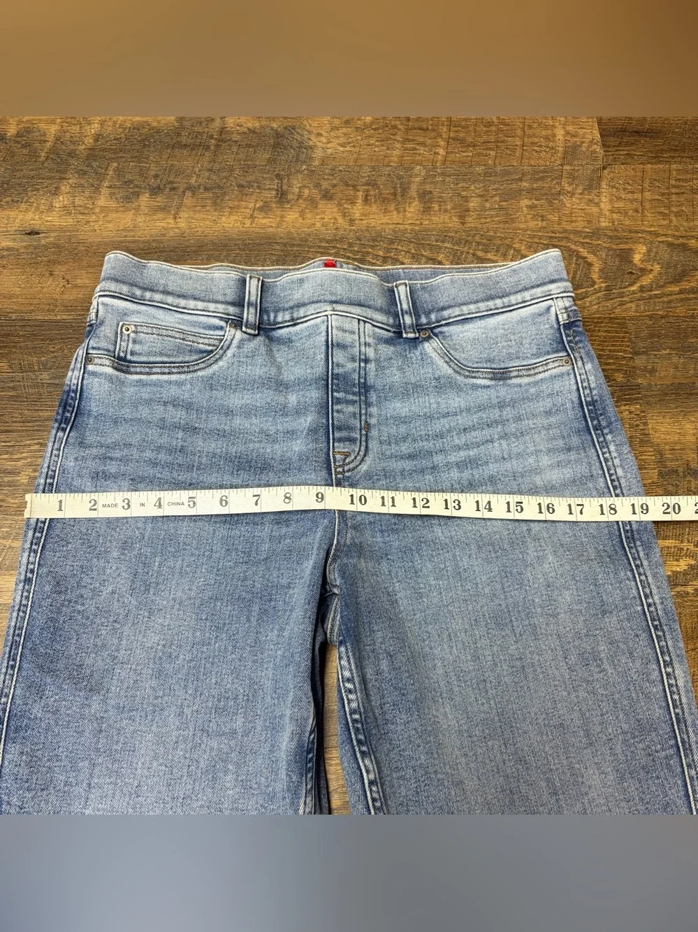 SPANX cropped kick