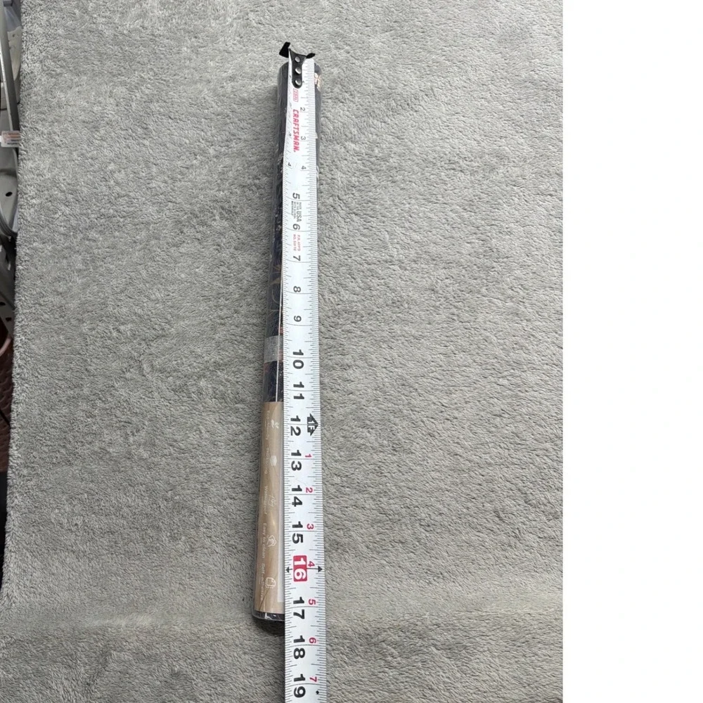 Safiyya peel stick