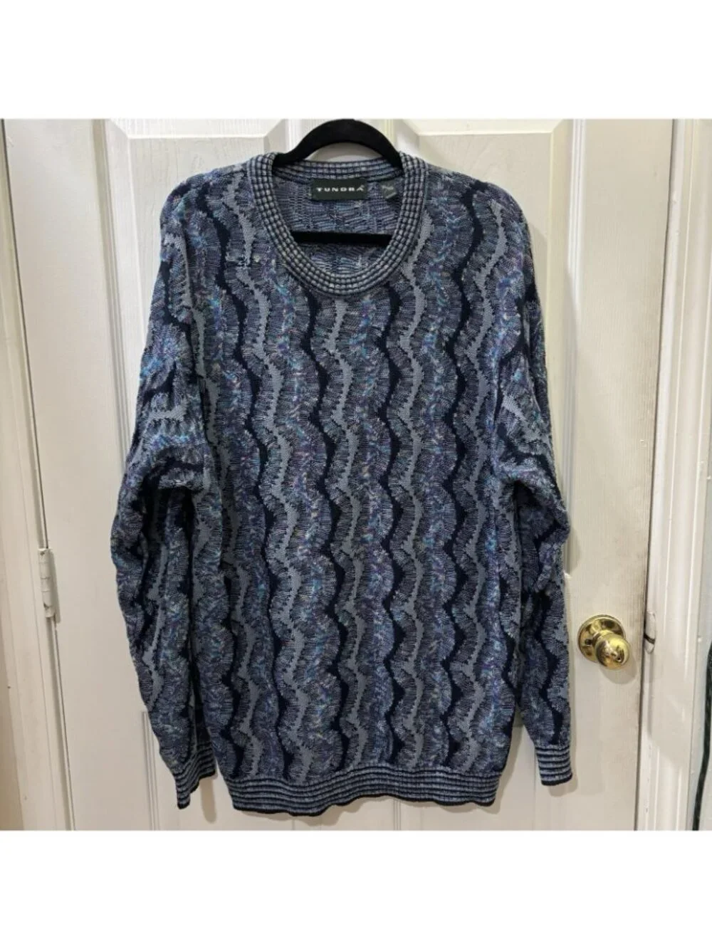 Tundra 3D Knit Blue Sweater Vintage Size Men  XL Made In Canada