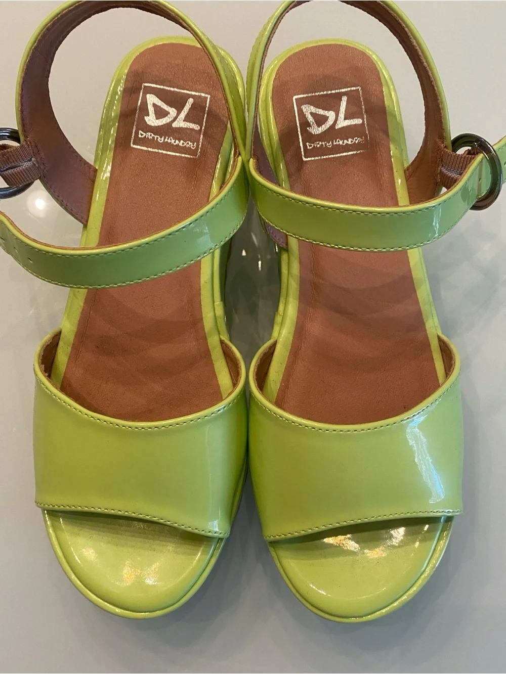 EUC Dirty Laundry Lime Green Patent Platform Sandals - Size 7