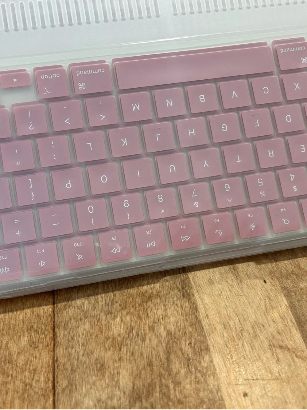 Pink Wireless Bluetooth Keyboard Cover - Compatible Tablet Accessory