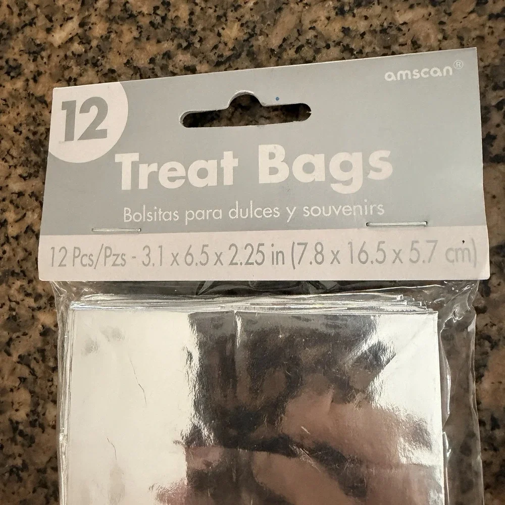 Amscan paper treat