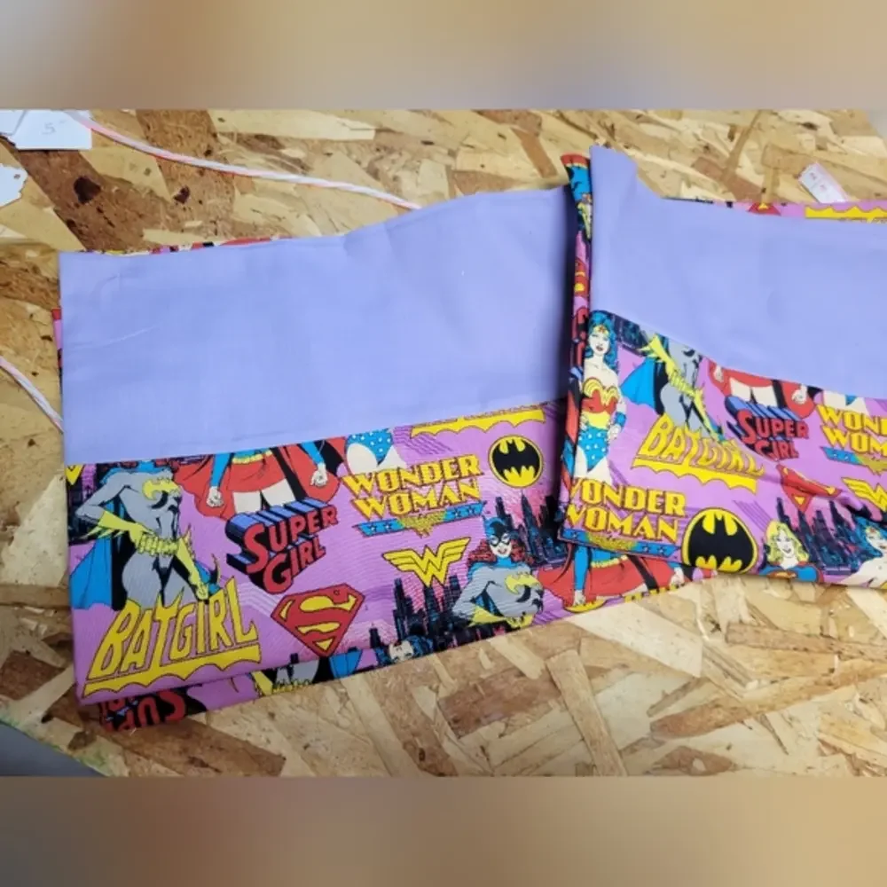 2 Homemade Standard Size Pillowcase Pink‎ DC comics Wonder Woman
