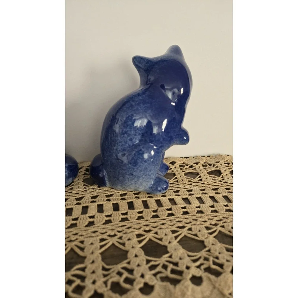 N/A vintage blue