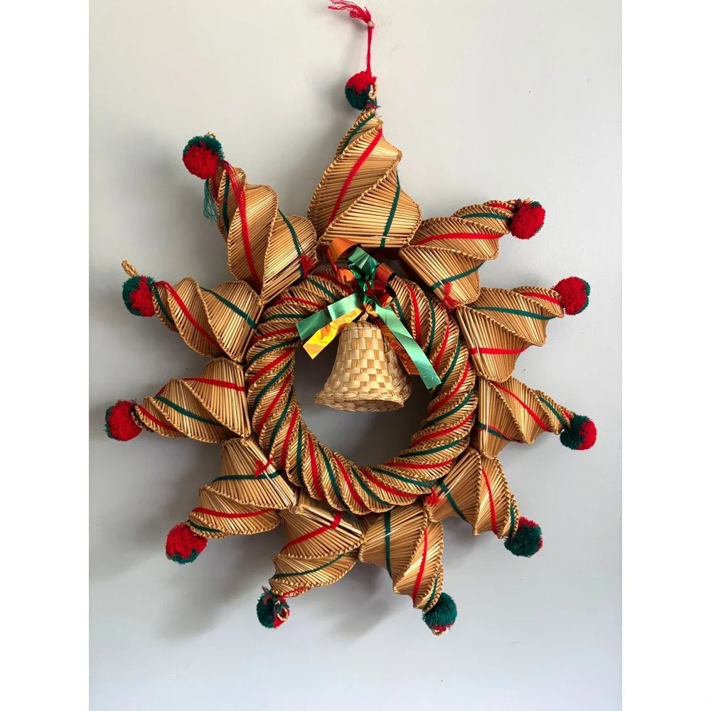 Vintage Scandanavian‎ Hand Woven Straw Christmas Wreath Star Pom Poms Bell 23