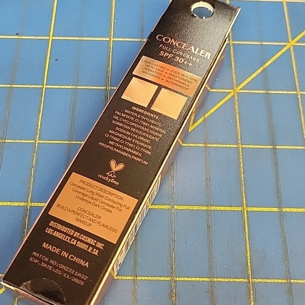 Oz E Lab mint concealer