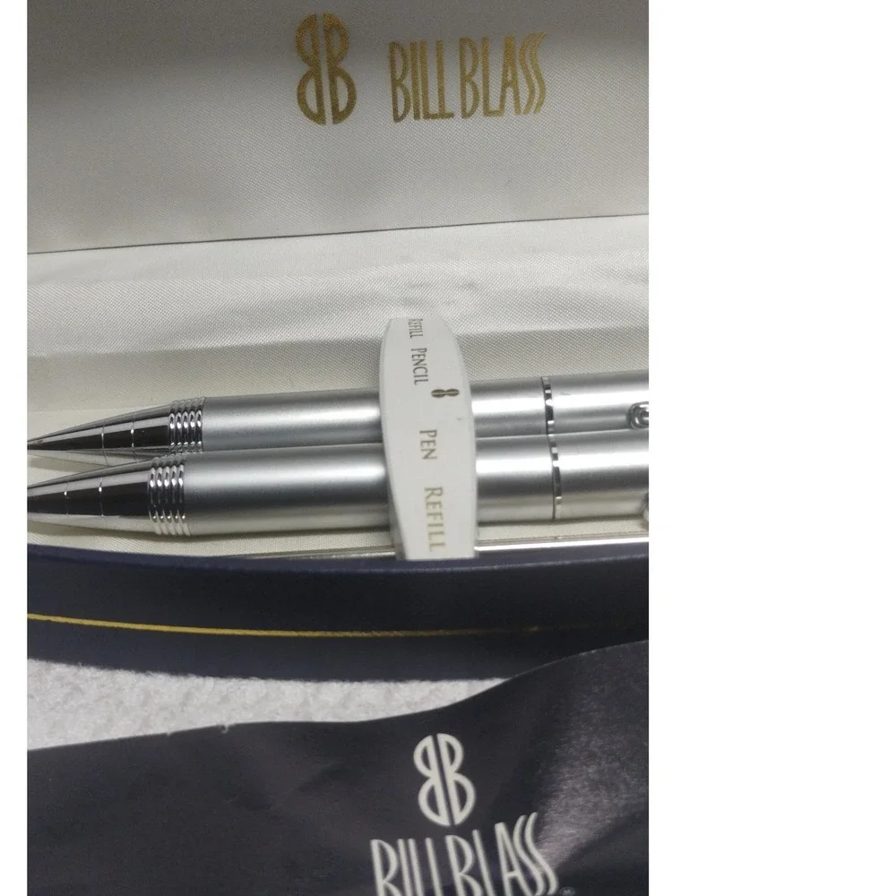 bill blass brand bill