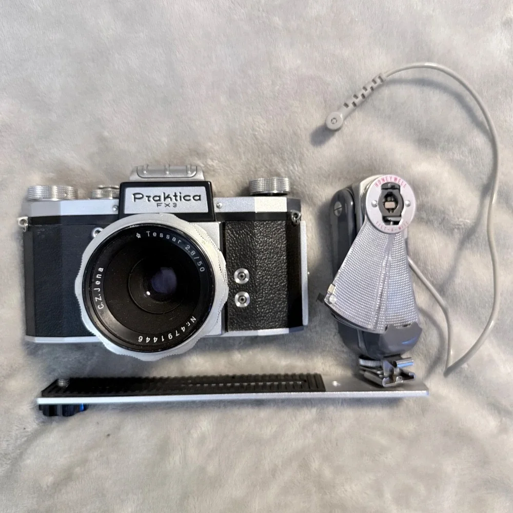 Praktica vintage fx3