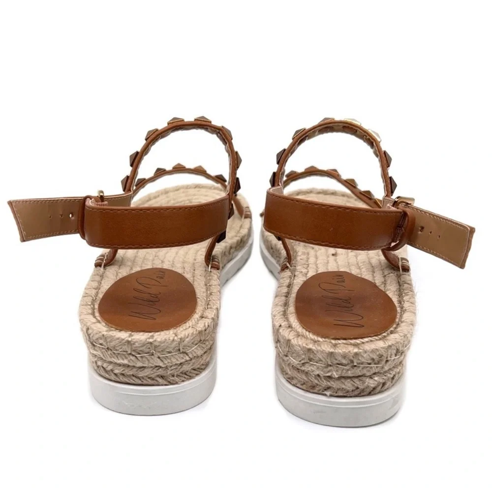 Wild Pair Espadrilles Yelenah Studded Strap Wedge Sandals Cognac Size 9