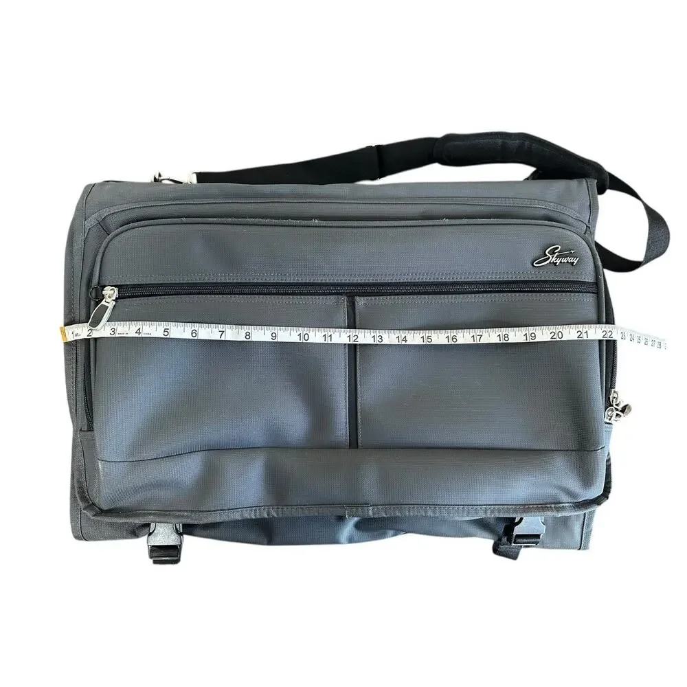Skyway gray trifold
