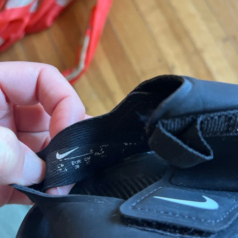 Nike european 28