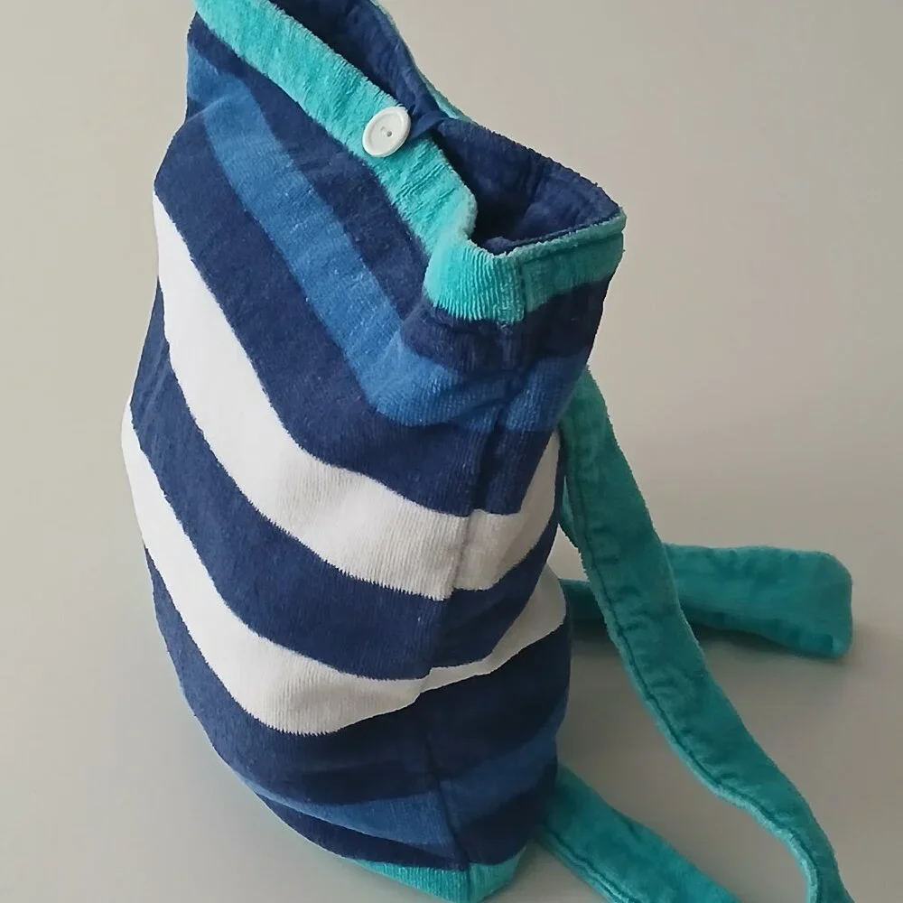 N/A beach towel