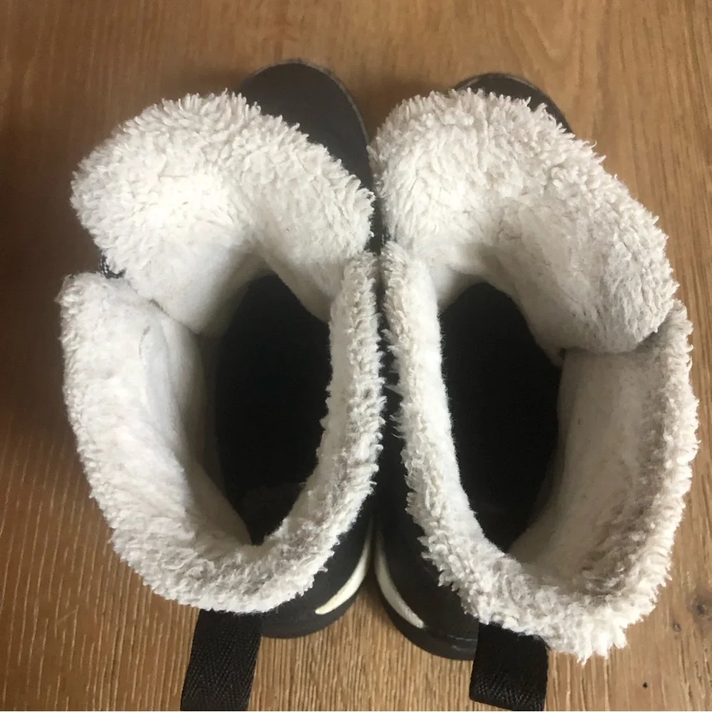 Sorel still lot
