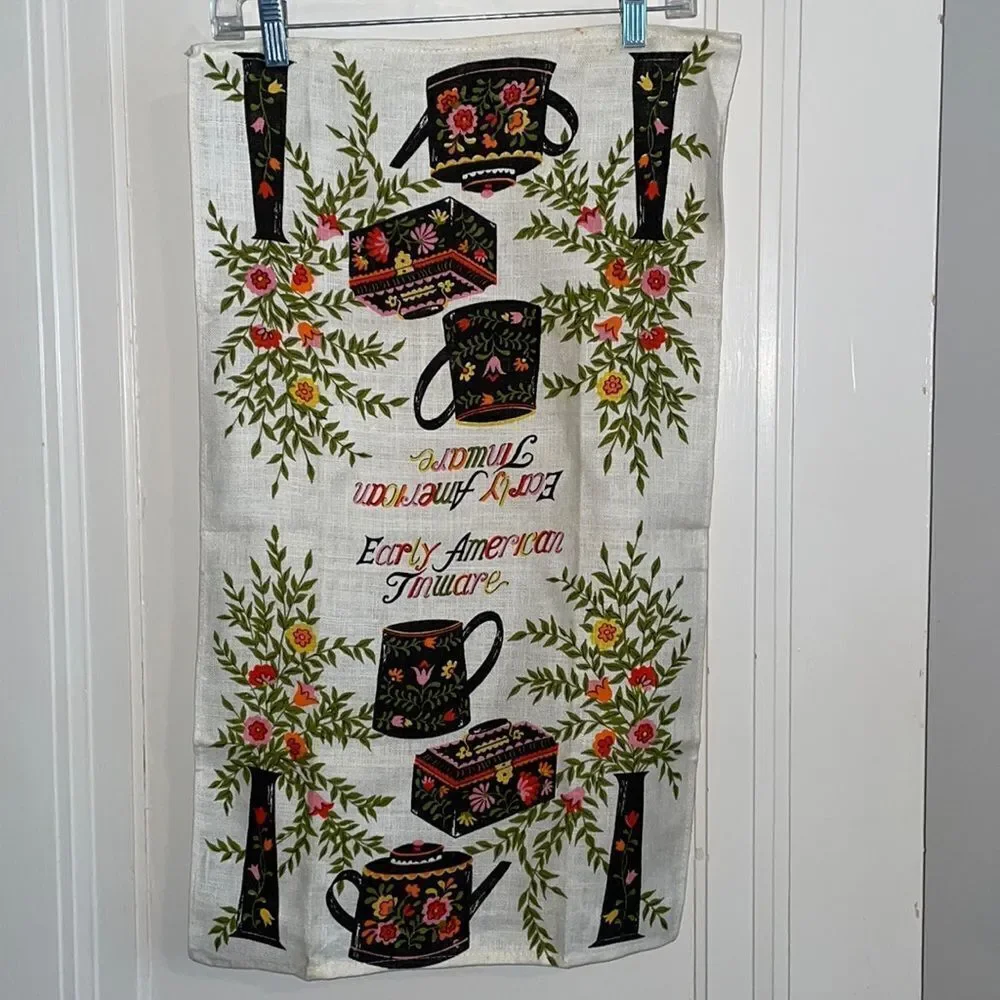 Vintage mid century linen Early American Tinware tea towel or wall hanging‎