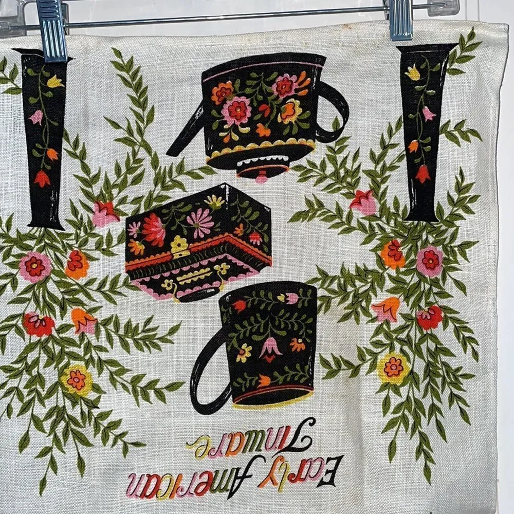 Vintage mid century linen Early American Tinware tea towel or wall hanging‎