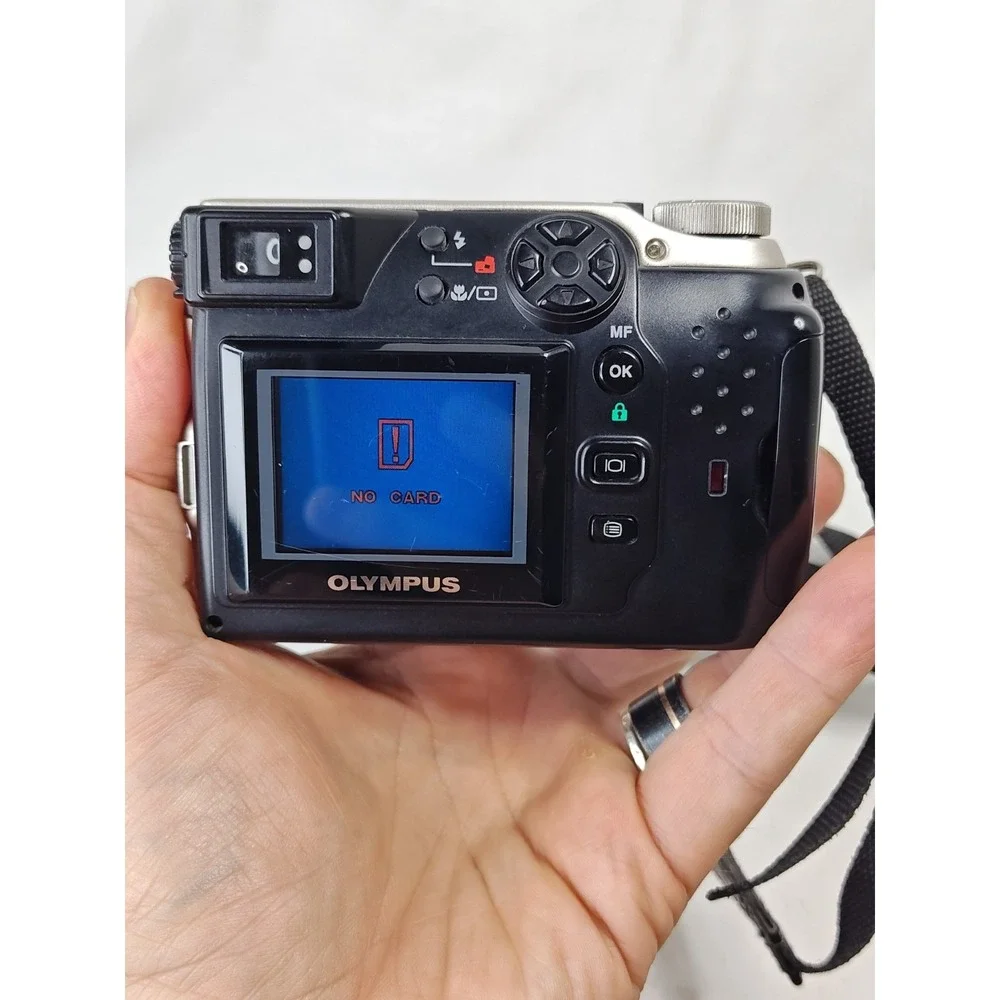Olympus camedia 2020