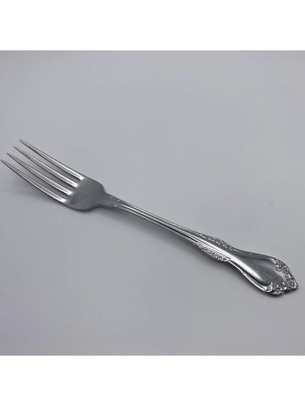 Oneida dinner fork