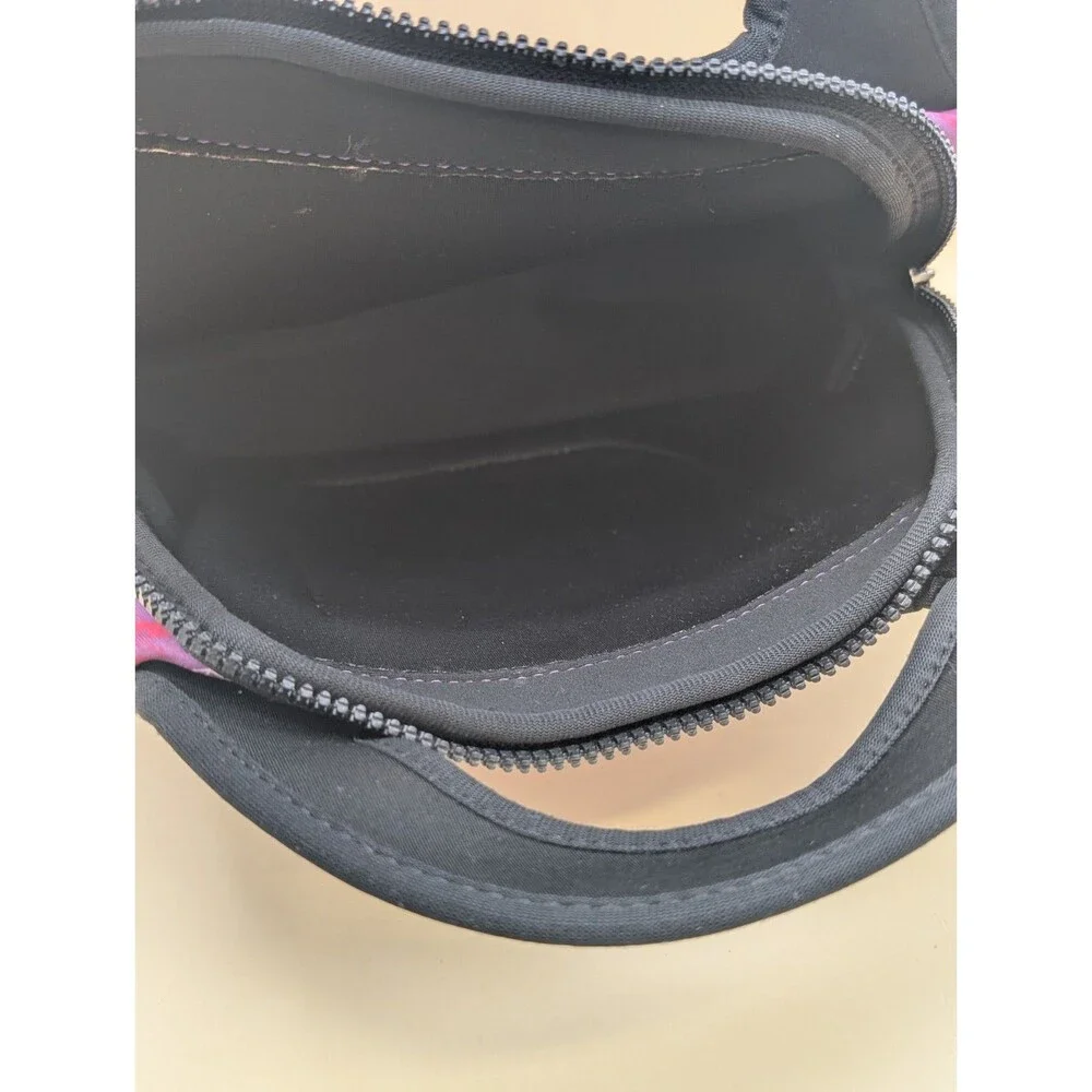 Unbranded insulated neoprene