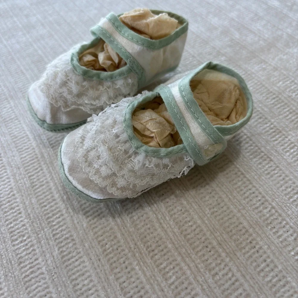 N/A vintage infant