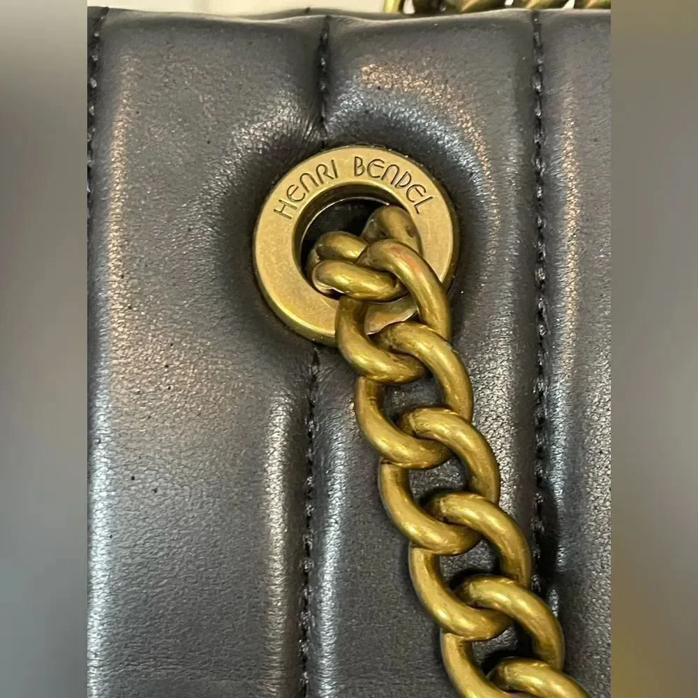 henri bendel rare piece