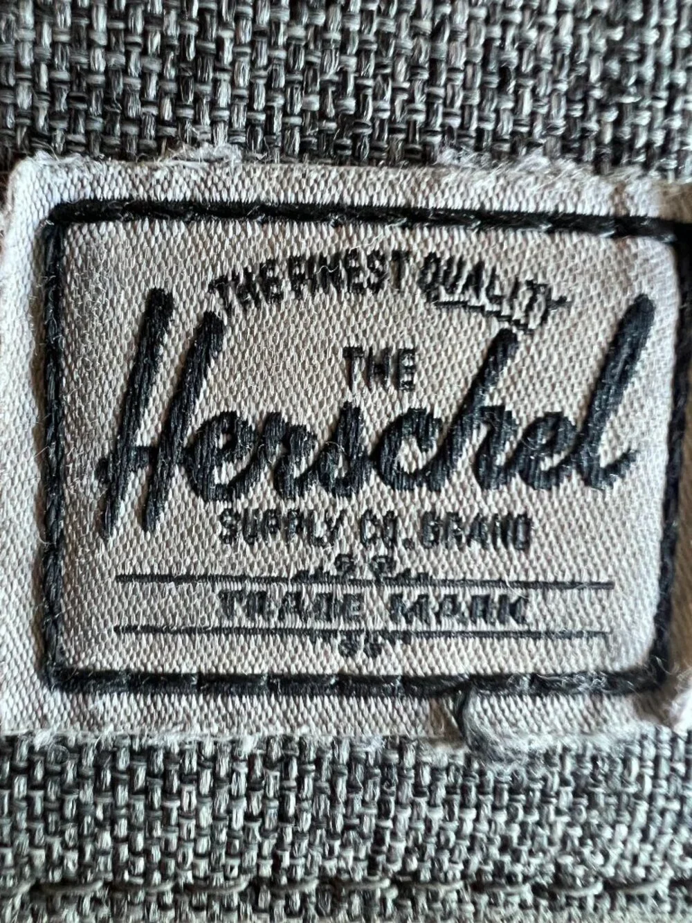 Herschel Supply Co. classic herschel