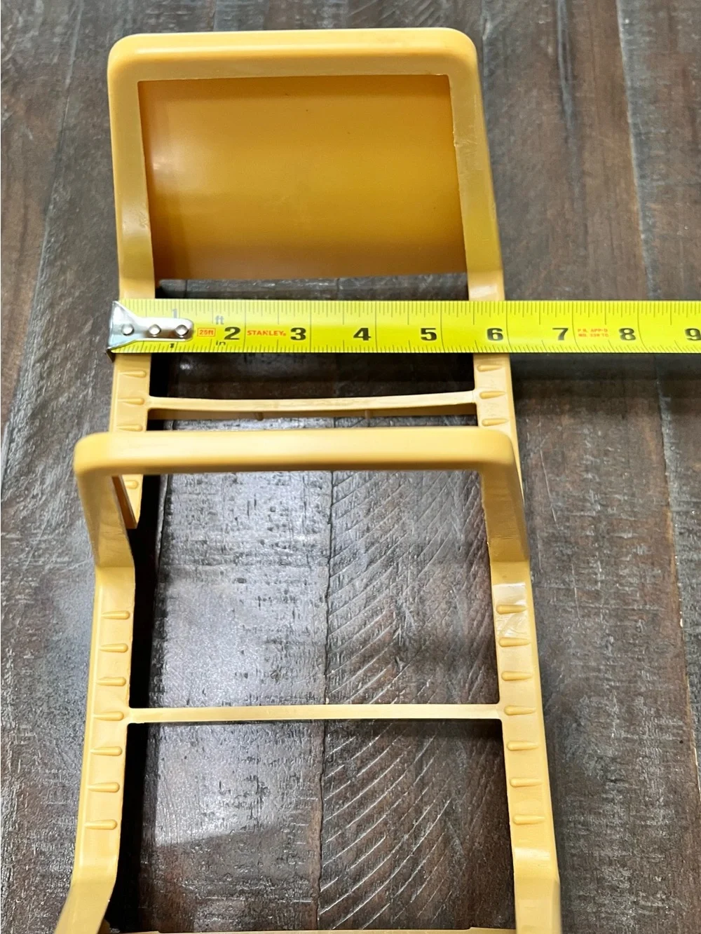 Rubbermaid durable organizer
