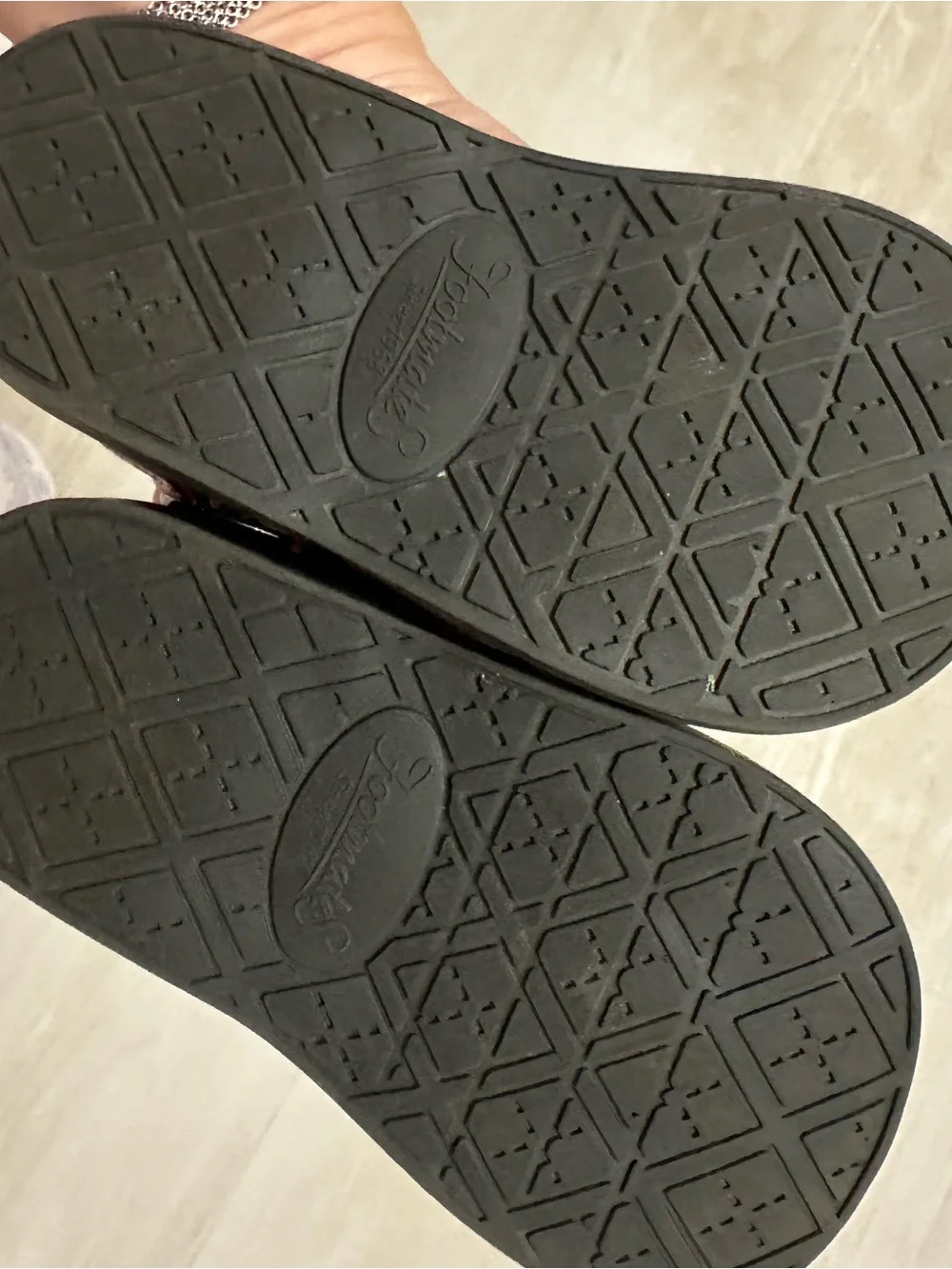 FootMates applique closure decorative