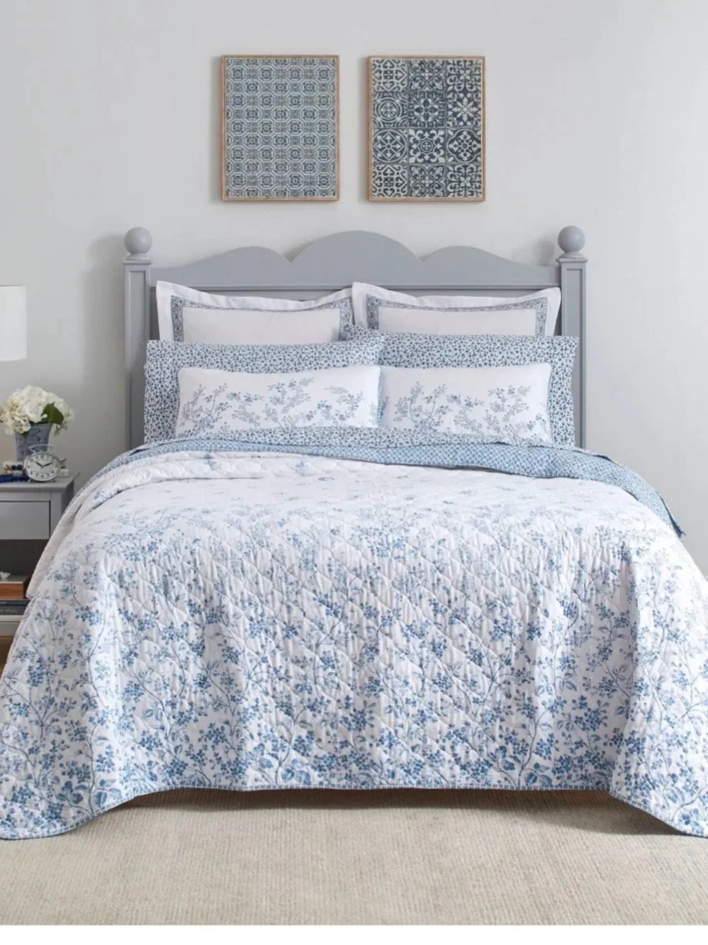 Laura Ashley 3 pieces set Blue Floral Quilted Comforter