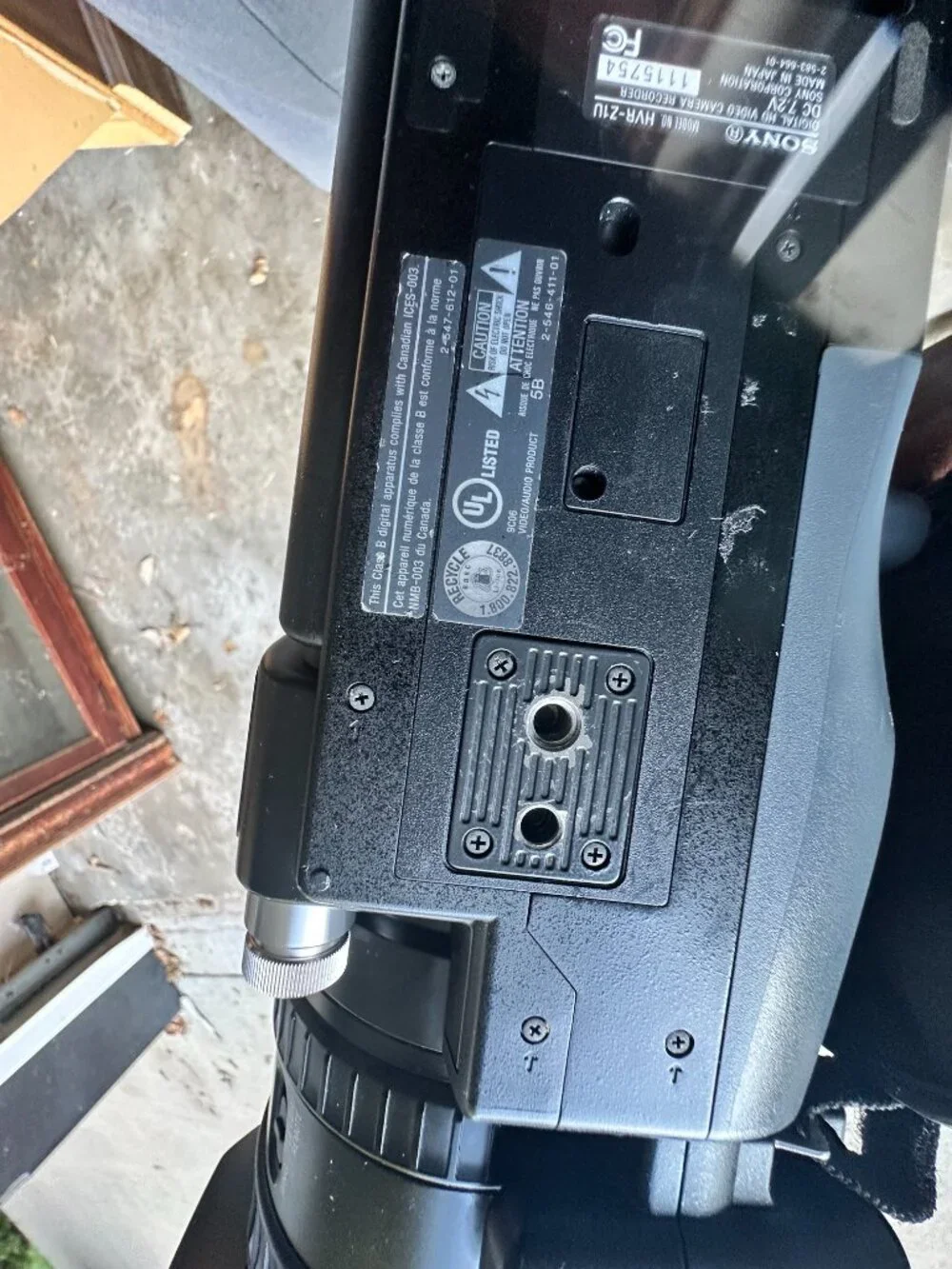 Sony HVR-Z7U High Definition HDV MiniDV Camcorder HVR-Z7U- Turns on- Lens Issue