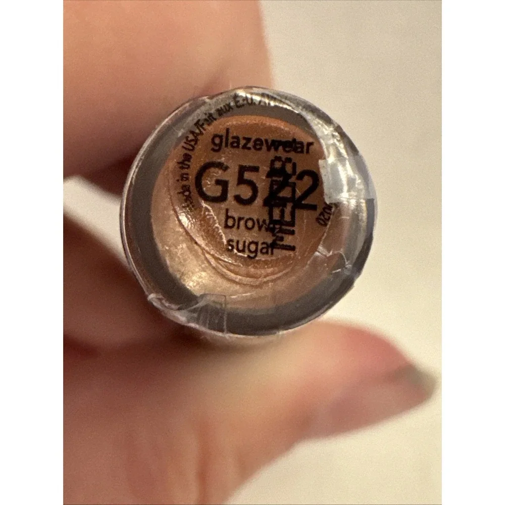 Avon glazewear liquid