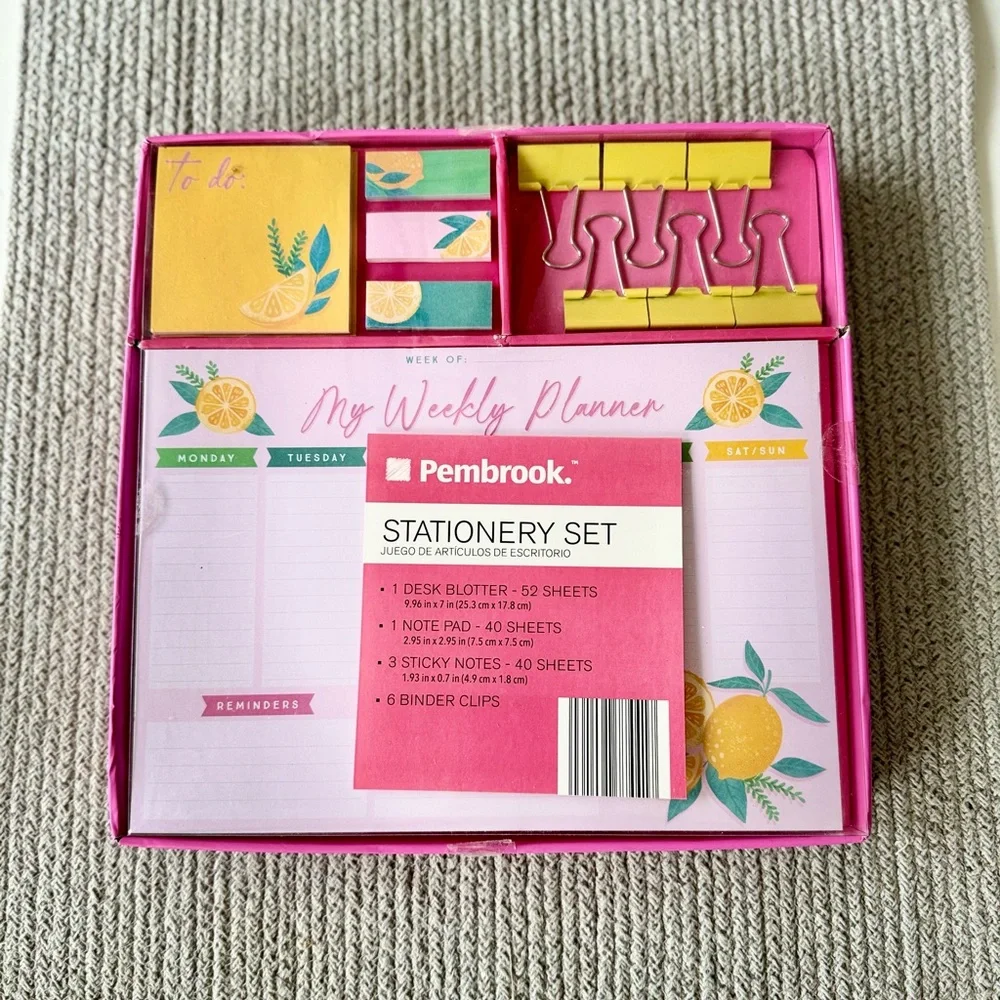 Pembrook lemon printed