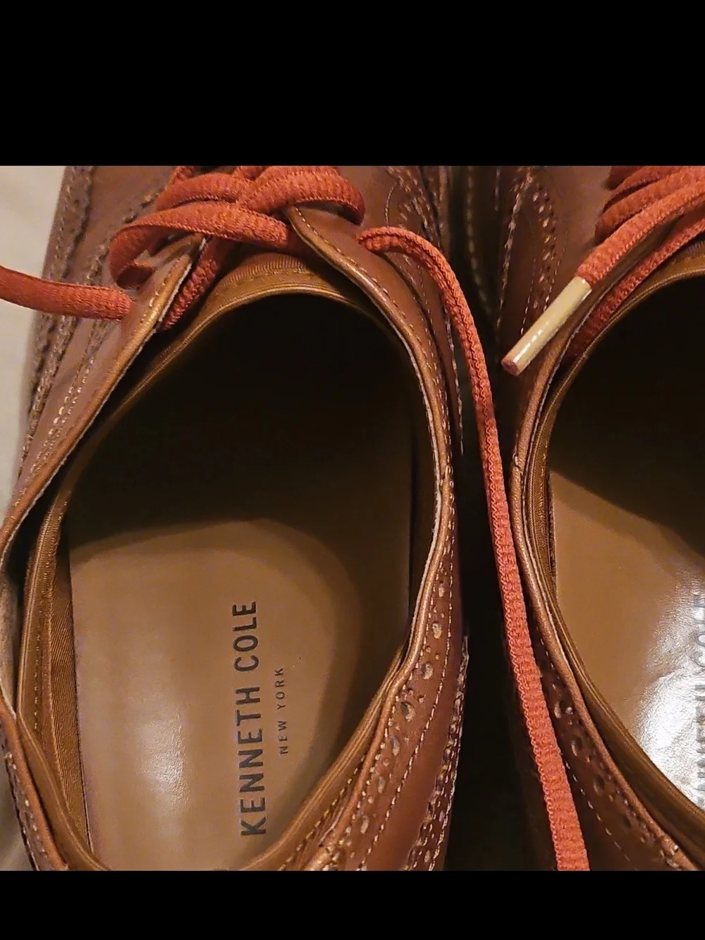 Kenneth Cole brown leather