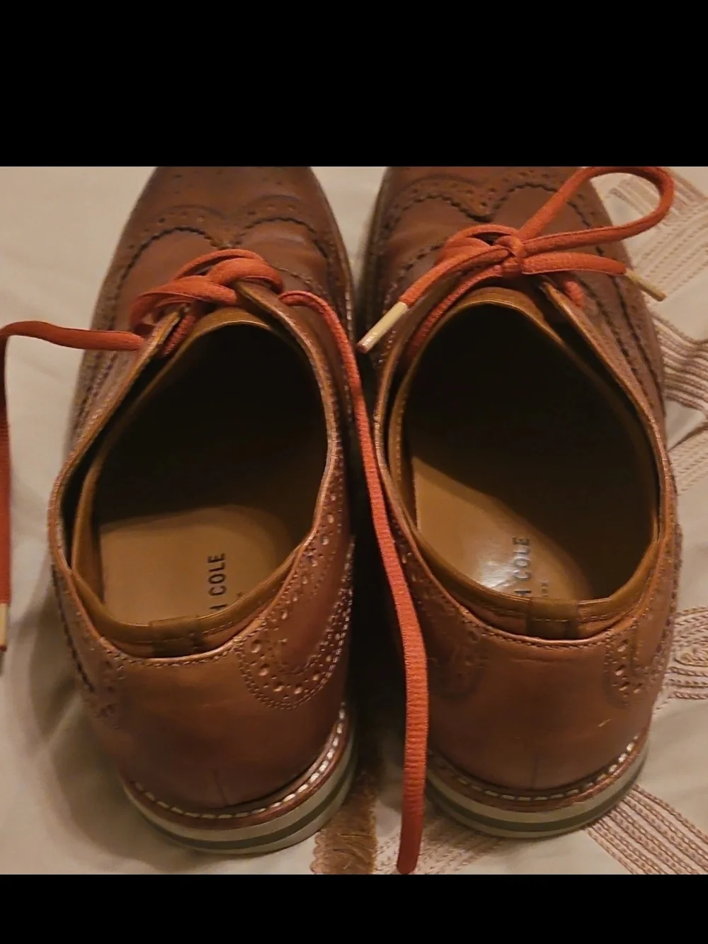 Kenneth Cole brown leather