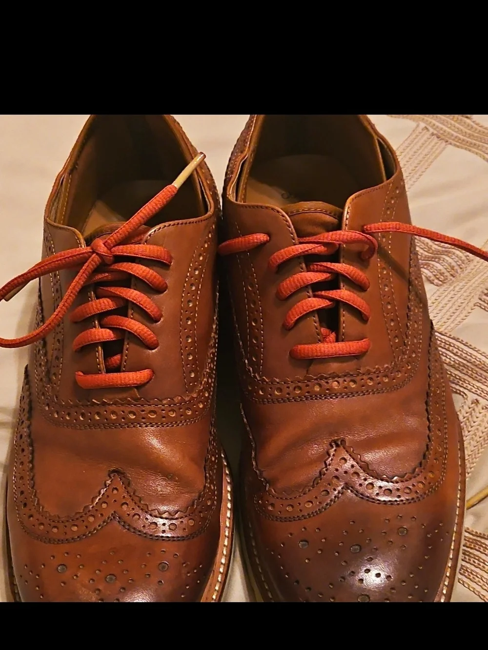 Kenneth Cole brown leather