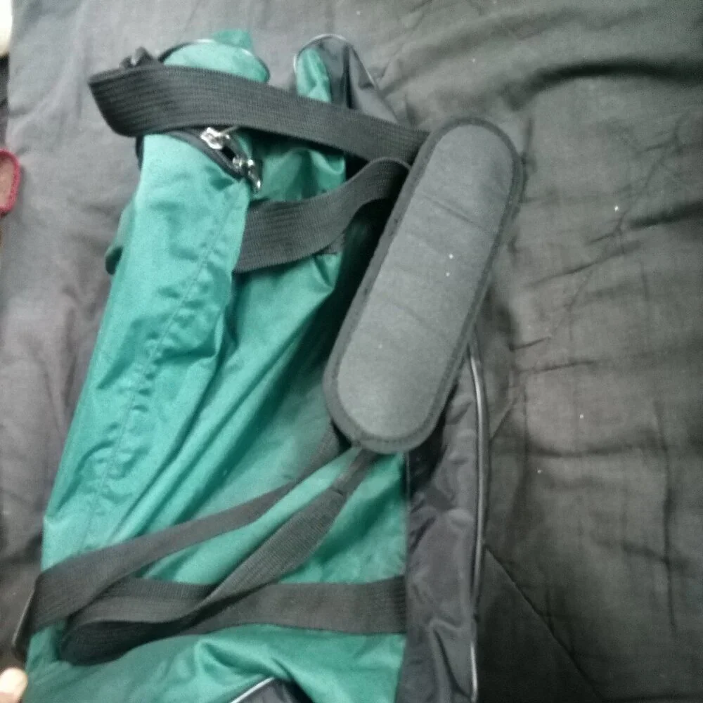 Nike measures bag swoosh